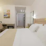 Olia Apartment